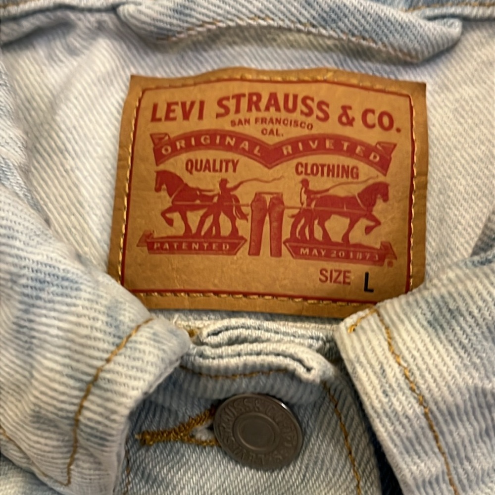 Levi’s Women Original Trucker Jean Jacket Button Up Pockets Denim Above Water L